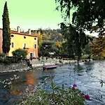 Maison Resola - & Breakfast Oda ve Kahvaltı Borghetto (Verona)