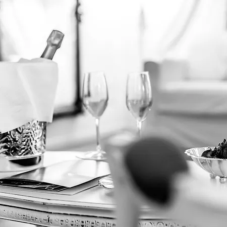 Maison Resola - & Breakfast Bed & Breakfast 4*