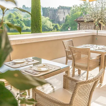 Maison Resola - & Breakfast Bed & Breakfast 4*