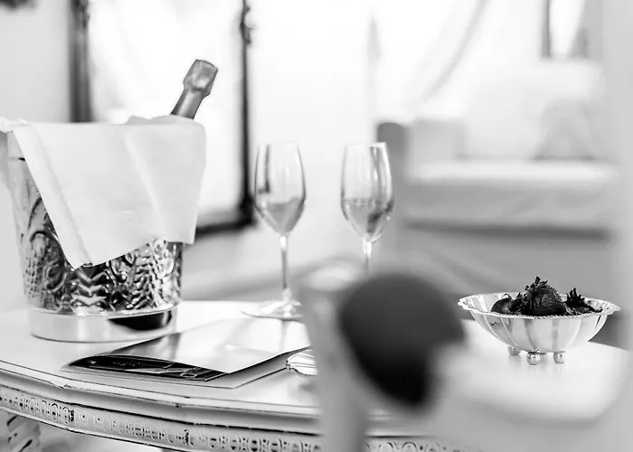 Maison Resola - & Breakfast B&B 4*