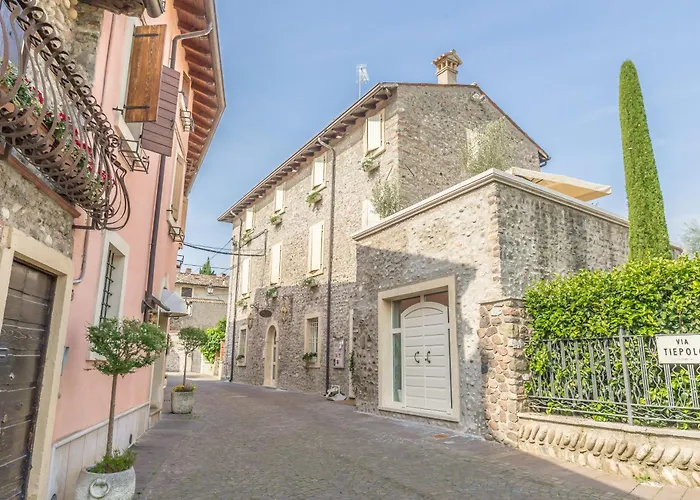 Maison Resola - & Breakfast 4*