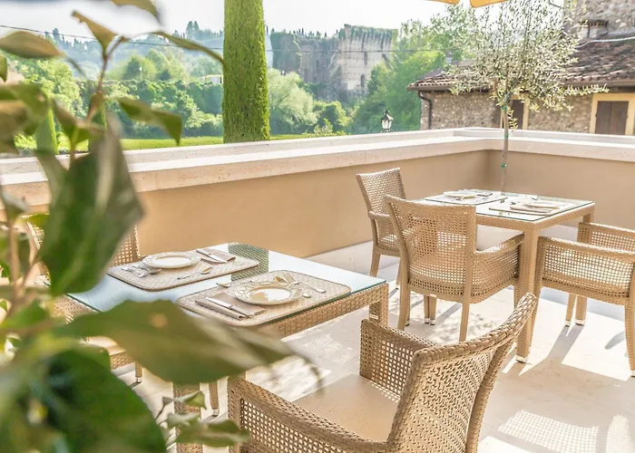 Maison Resola - & Breakfast B&B 4*