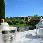 Maison Resola - & Breakfast
