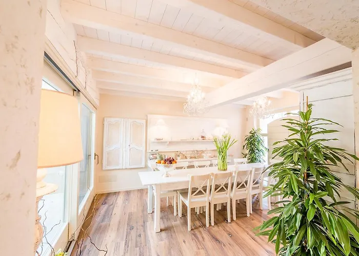 Maison Resola - & Breakfast 住宿加早餐酒店